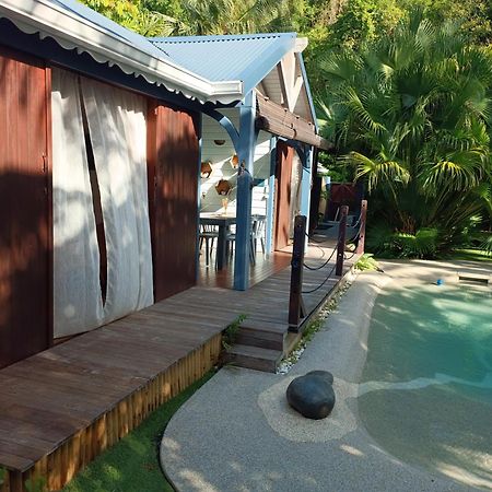 Tiki Paradise Lodge Fwi Сент-Анн Экстерьер фото