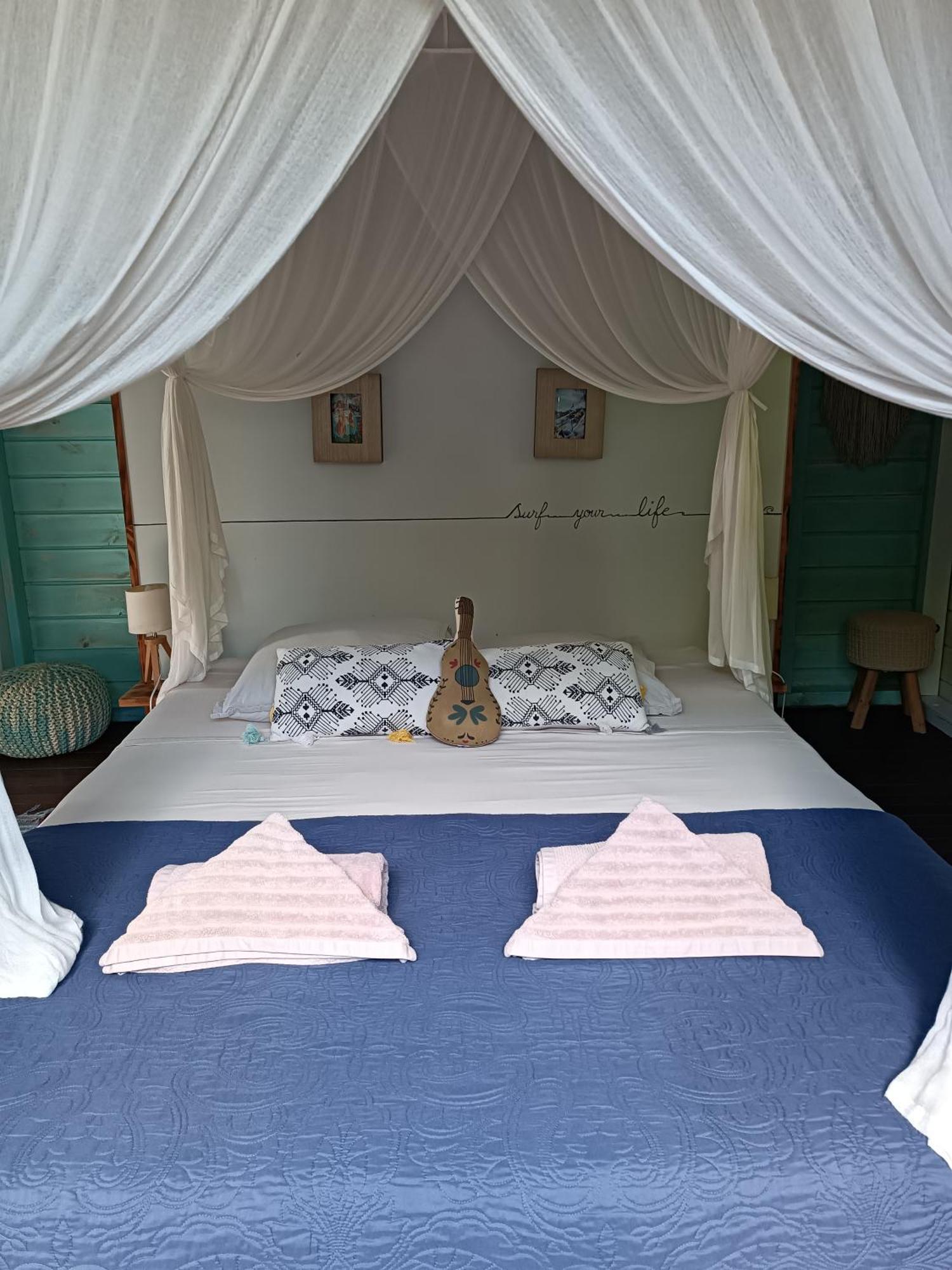 Tiki Paradise Lodge Fwi Сент-Анн Экстерьер фото